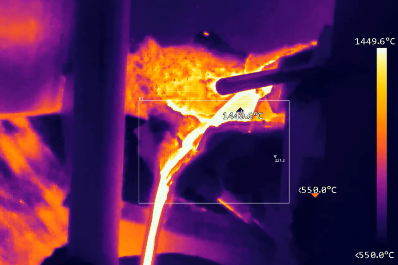 高炉之“眼”：红外热成像实时监测高炉出铁安全与温度